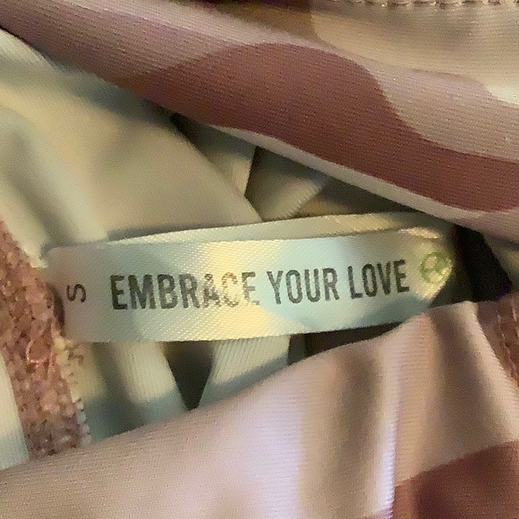 EMBRACE YOUR LIFE Camouflage Sports leggings pink/cream Sm. - Picture 4 of 4